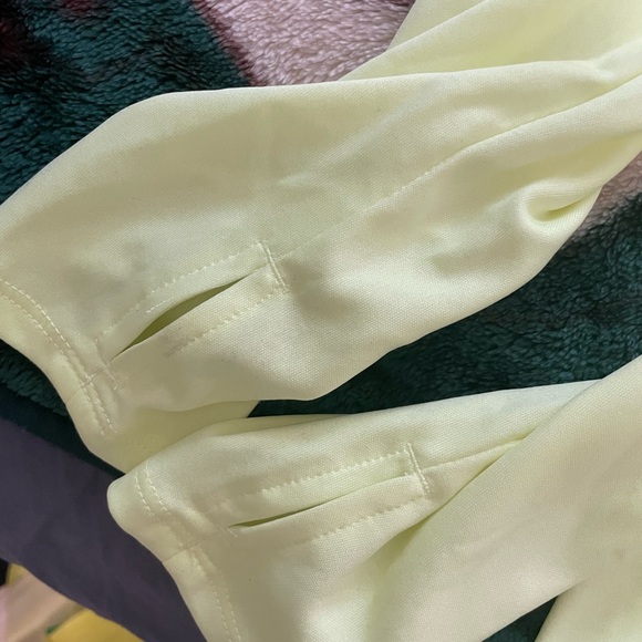 Under Armour - Fitted Half Zip - Heat Gear - Picture 5 of 8